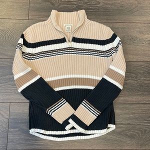 St Johns Bay Sweater. Women’s size medium. Zip up neck.
